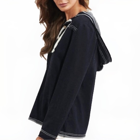 Grommet Cotton Lace-up Hooded Shirt - Picture 4 of 6